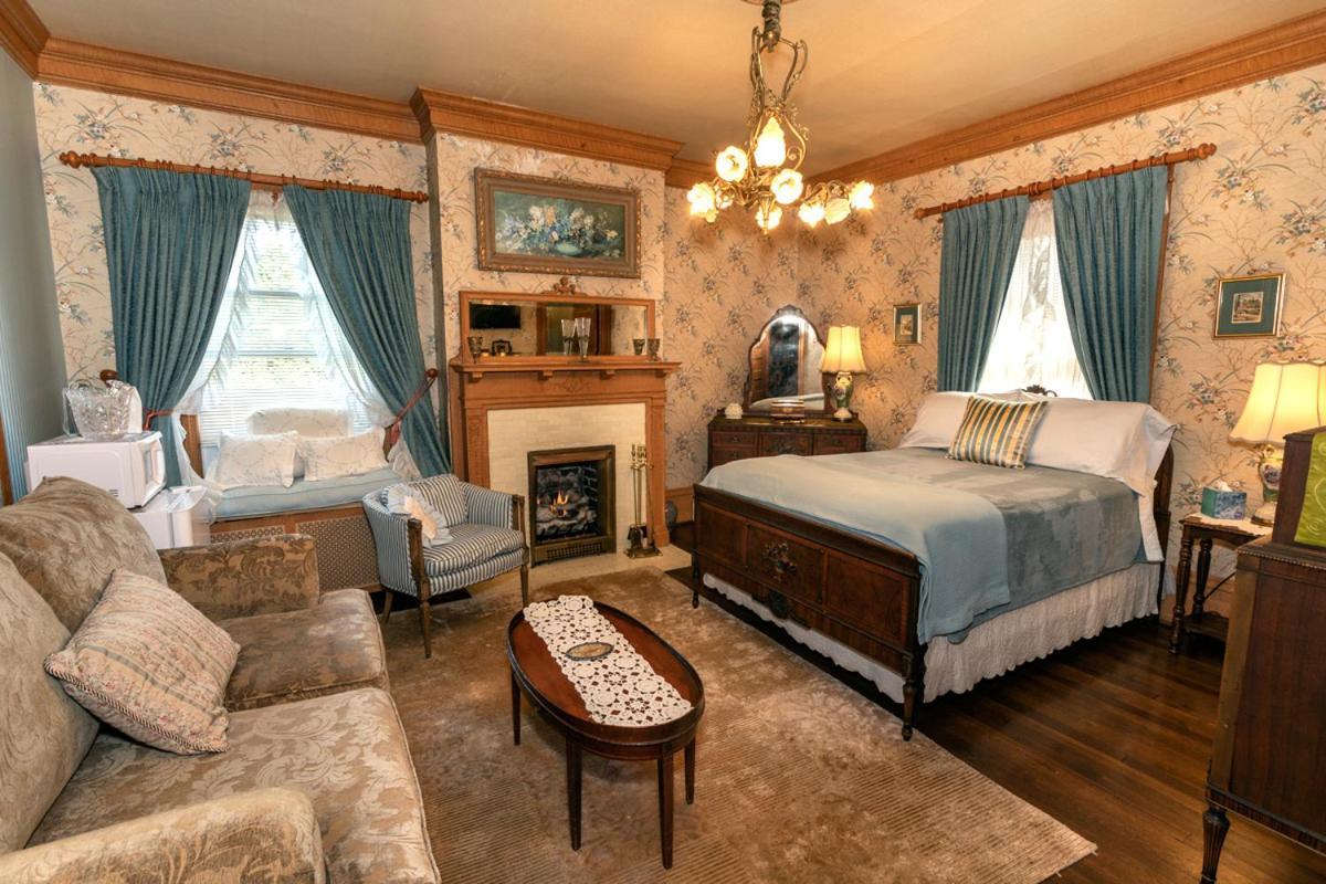 South Broadway Manor B&B - Near Fallingwater, Ohiopyle State Park, Hiking & Biking Trails Gap Scottdale Ngoại thất bức ảnh