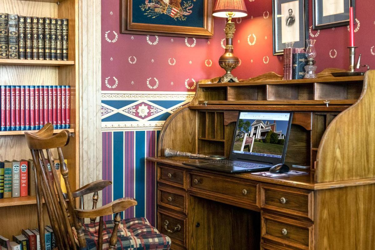 South Broadway Manor B&B - Near Fallingwater, Ohiopyle State Park, Hiking & Biking Trails Gap Scottdale Ngoại thất bức ảnh