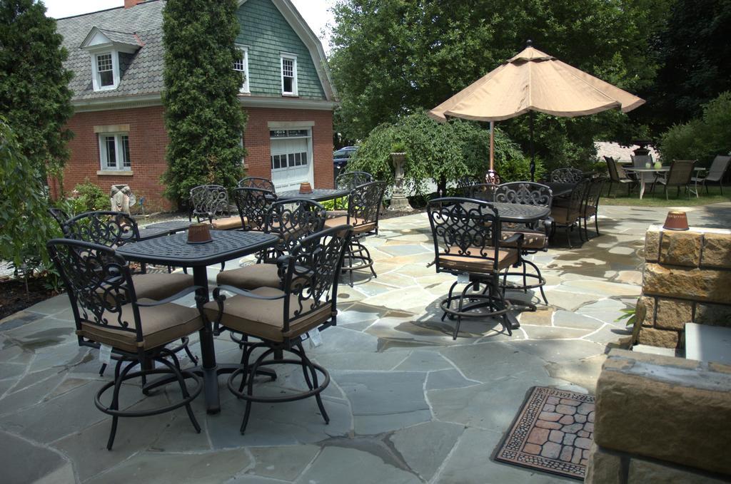 South Broadway Manor B&B - Near Fallingwater, Ohiopyle State Park, Hiking & Biking Trails Gap Scottdale Ngoại thất bức ảnh